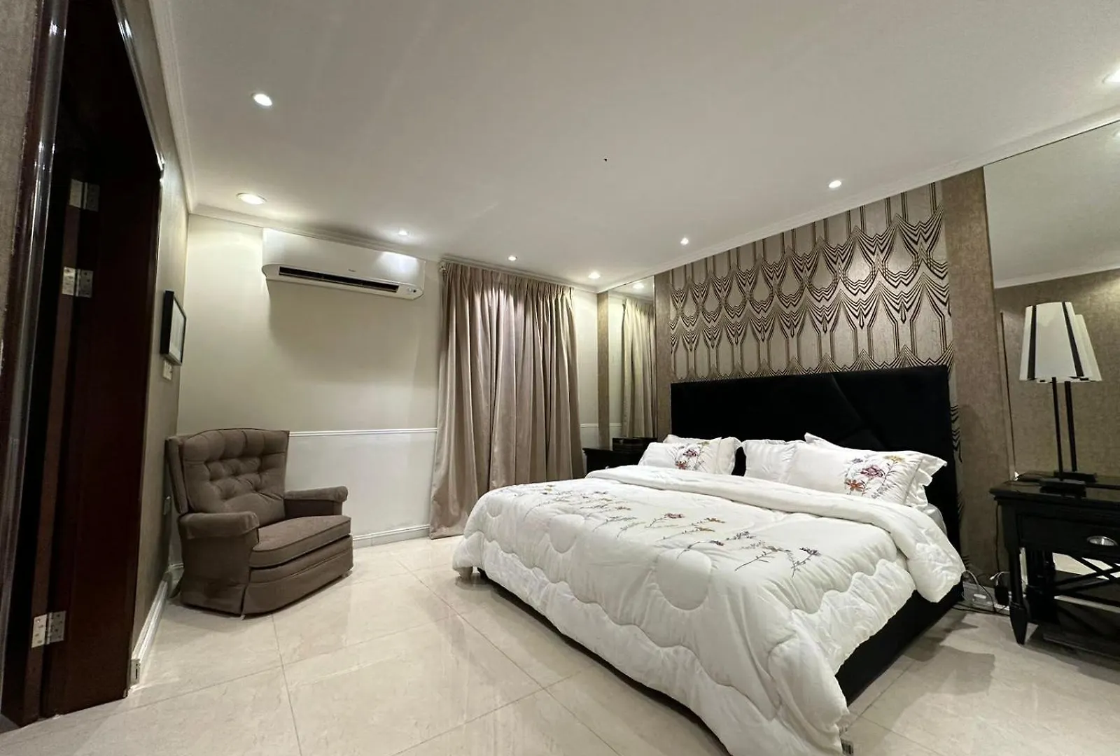 Treasured Moments Stay Jeddah 0*,